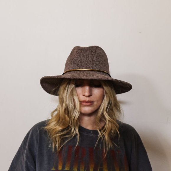 gray/brown hat - Picture 2 of 2